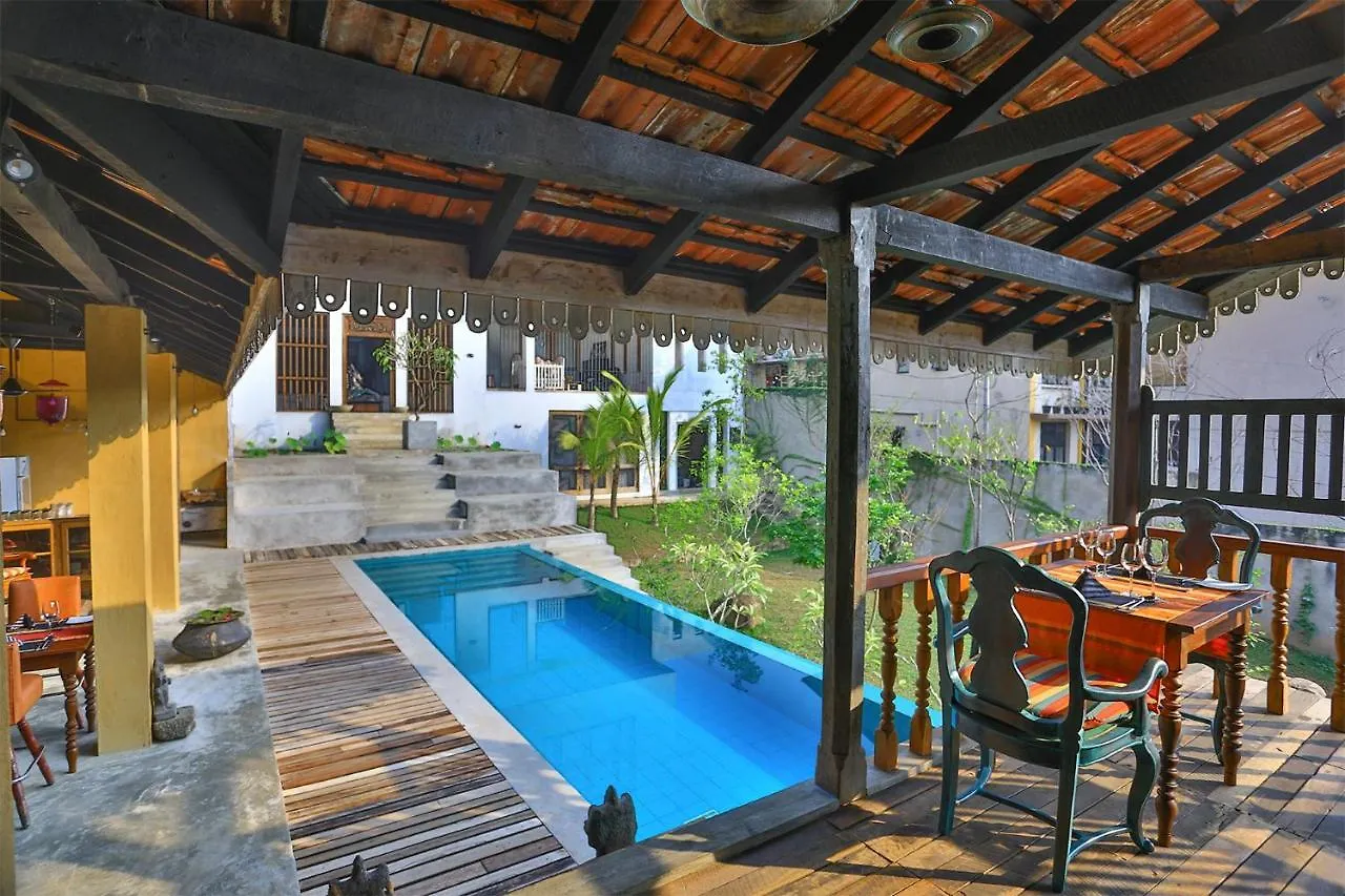 Urban Castle Hotel Kandy
