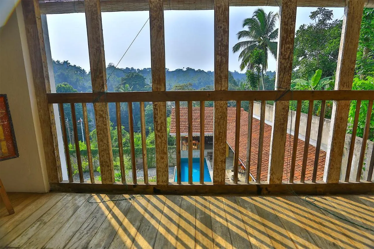 Urban Castle Hotel Kandy